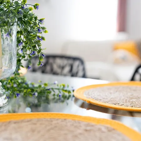 The Mirror House 아파트 Valsamata